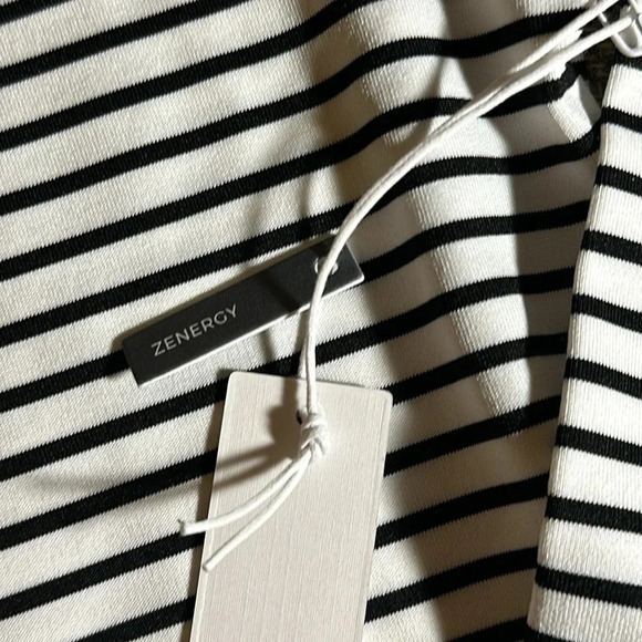 NWT CHICO’S SMALL/SIZE O UPF LONG SLEEVE BLACK TOP STRIPE SHIRT BLOUSE - Picture 5 of 10